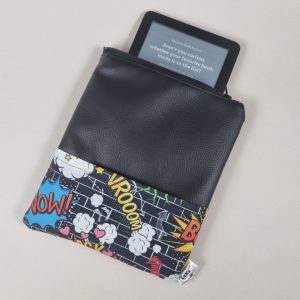 Futrola- torbica za čitače e-knjiga-Crni grafiti