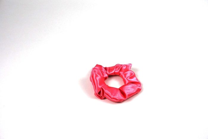 Scrunchie gumica za kosu- Rozi saten