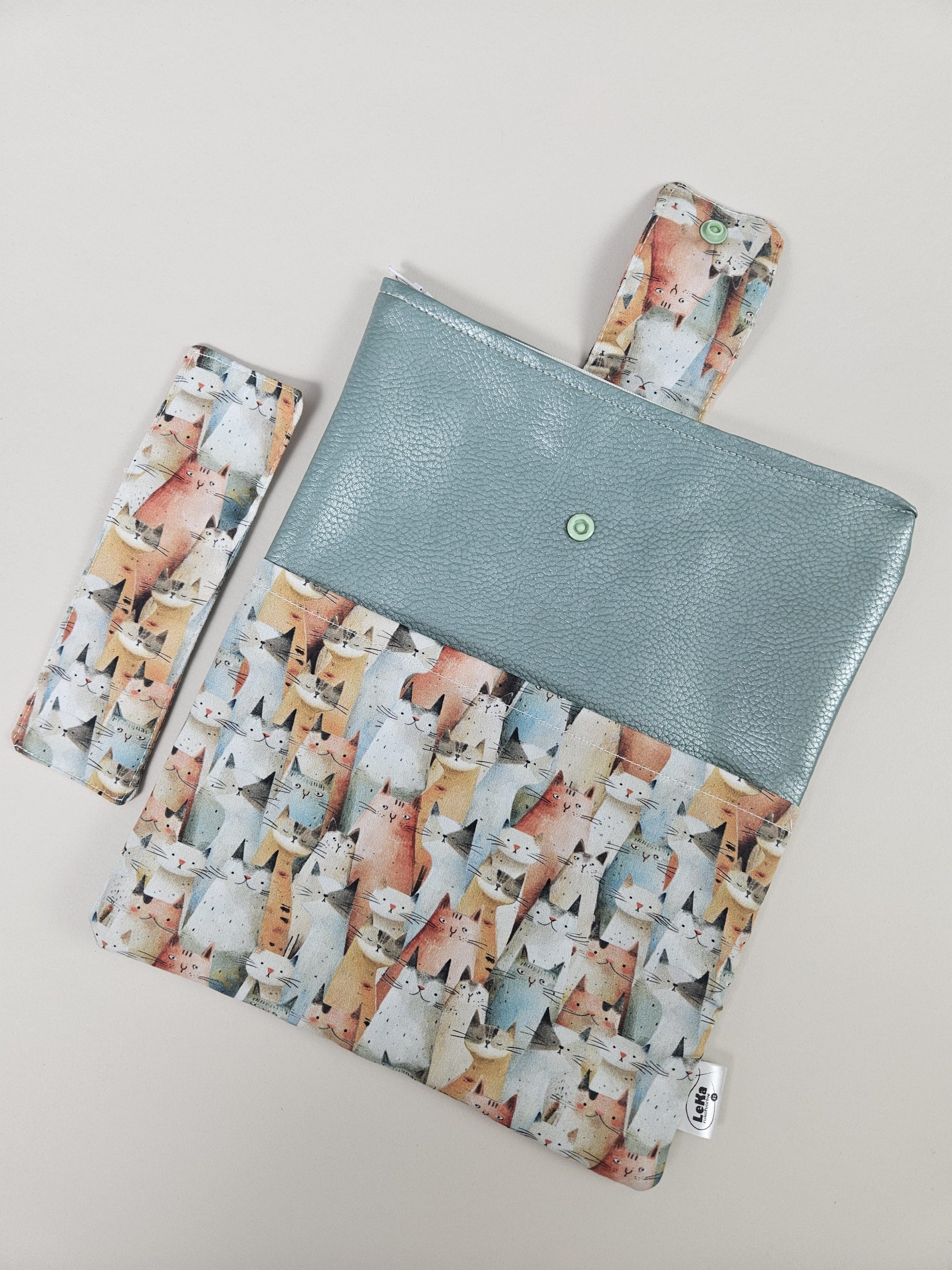 Pidžama za knjige- Book sleeve-Mace - Slika 2