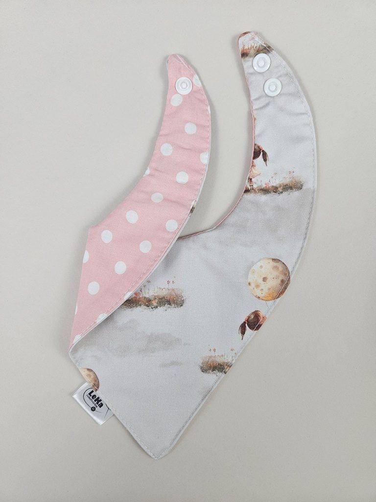 Dvostrani nepropusni slinček- Djevojčica i mjesec