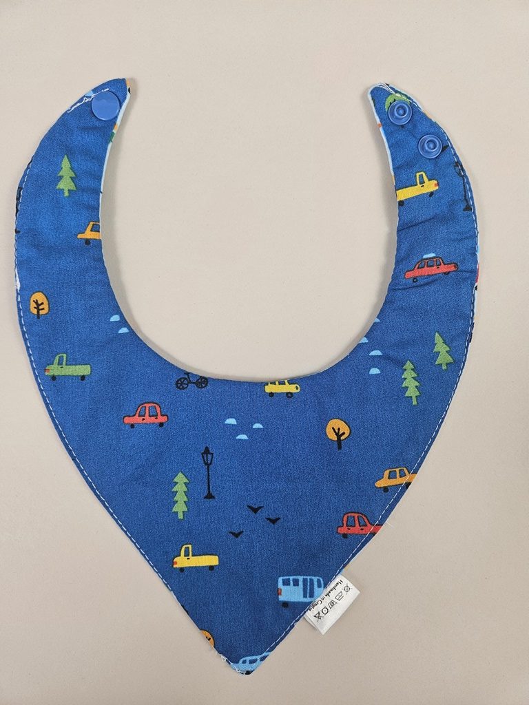 Dvostrani nepropusni slinček- Vlakići i auti - Slika 3